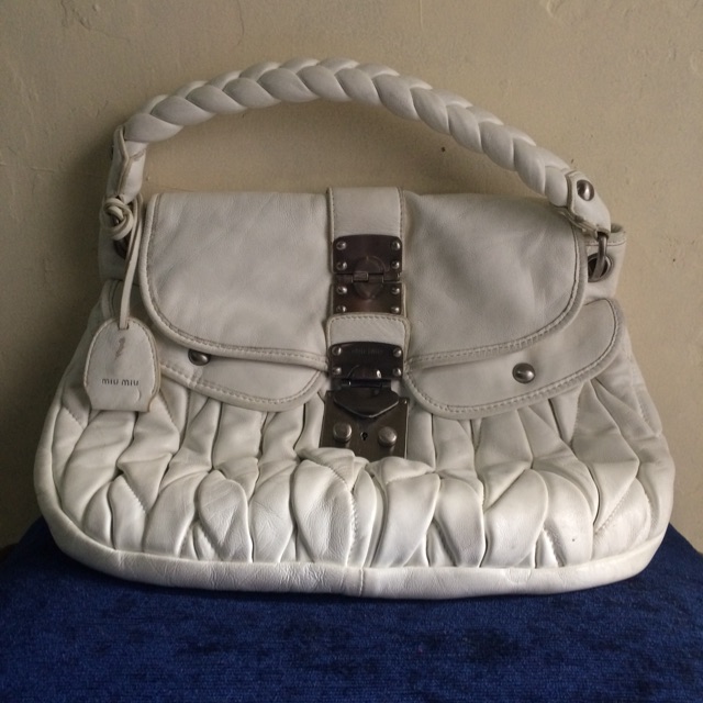 Tas preloved/second miumiu with deffect