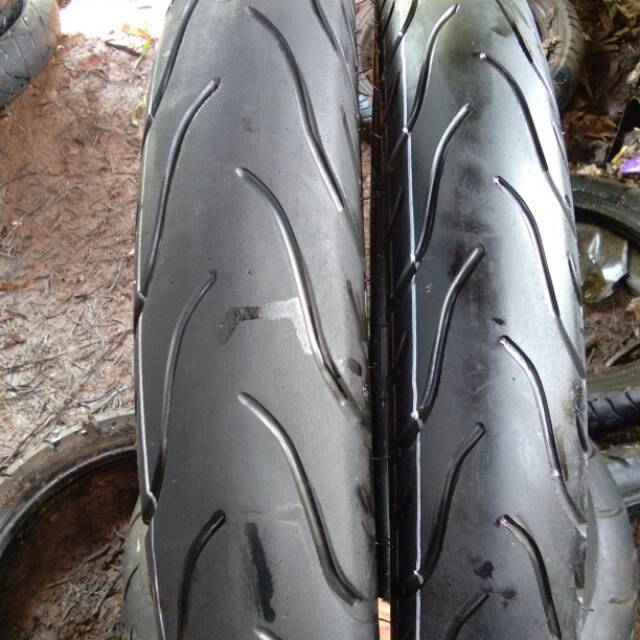 SATU PAKET BAN MOTOR SEKEN/BEKAS UNTUK MOTOR BEBEK