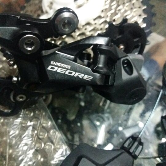 GOES Sehat                          groupset mini deore m6000