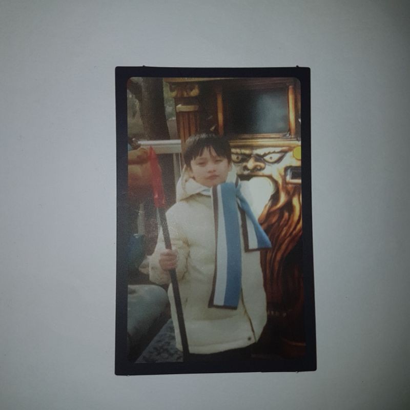 PC Childhood Lee Know I Am Not (Req Twitter)