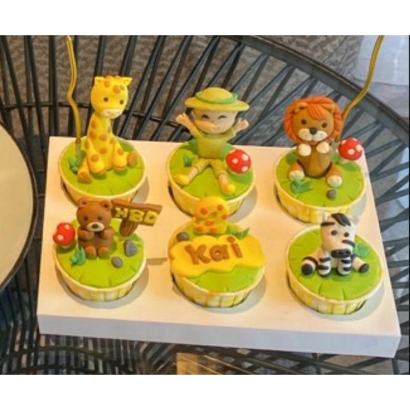 

kue ulang tahun karaktet hand made Quesera cake