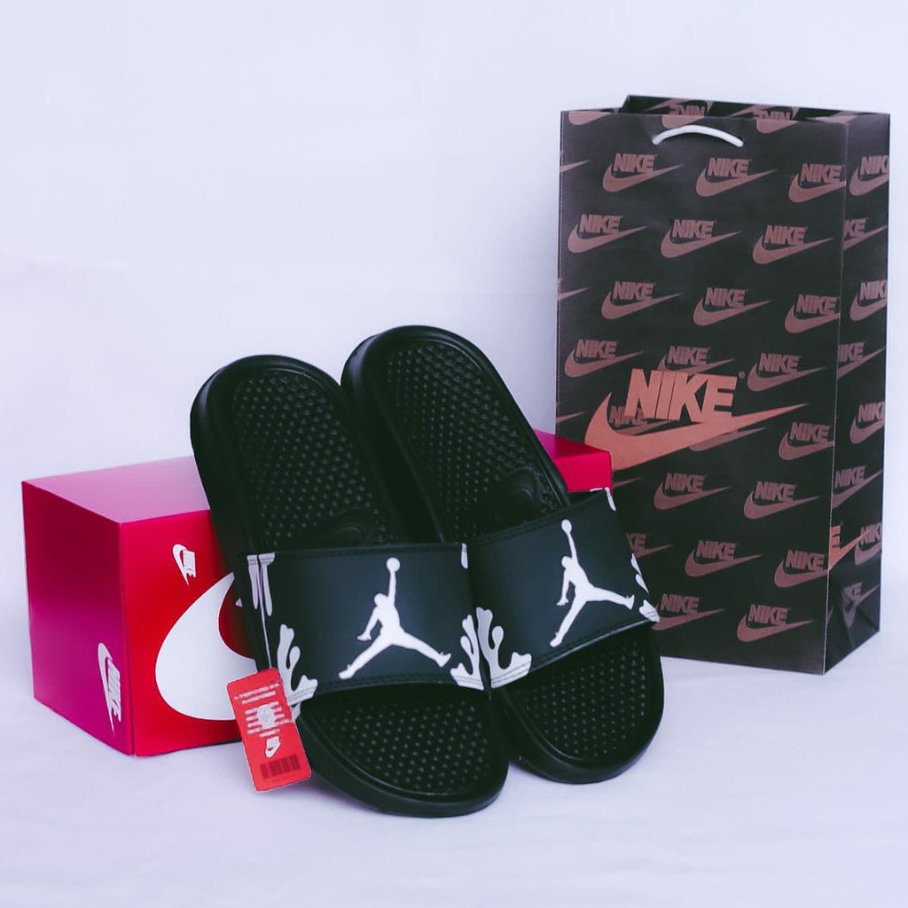 SANDAL SLOP NIKE BENASSI AIR JORDAN CAMO PRIA WANITA SLIDE SENDAL FLIP FLOP CEWEK COWOK IMPORT MURAH