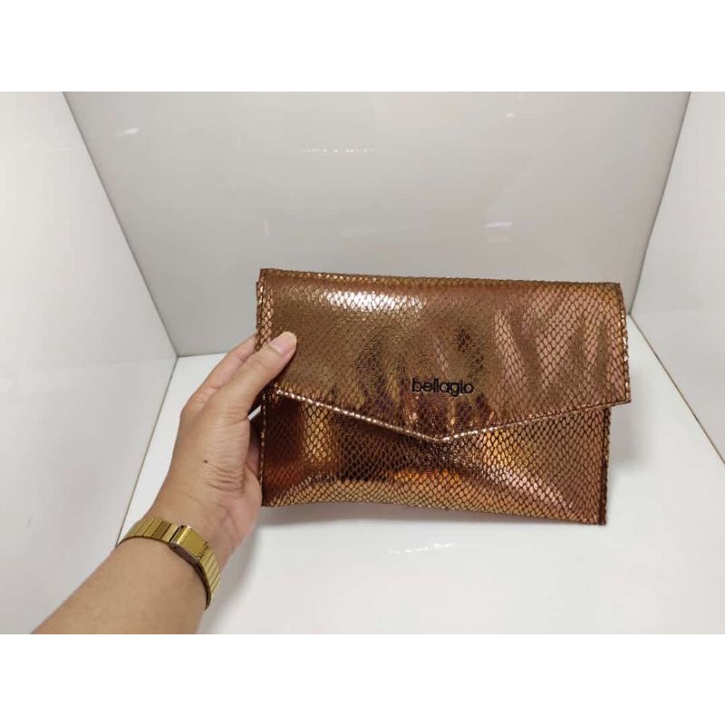 BELLAGIO  CLUTH SALE SALE 225.000