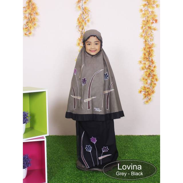 Mukena anak - dewas.  Mukena hitam bisa kembaran fathiya lovina