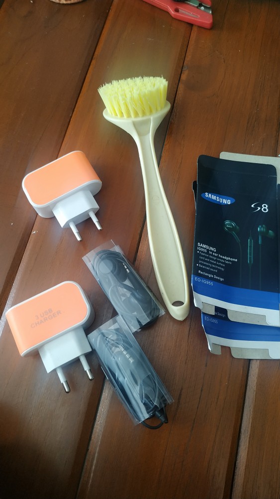 Sikat Wc / Sikat Pembersih Lainnya / Sikat Wc Model Gagang