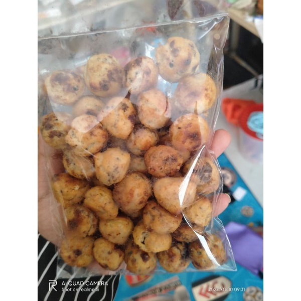 

kue soes isi cokelat