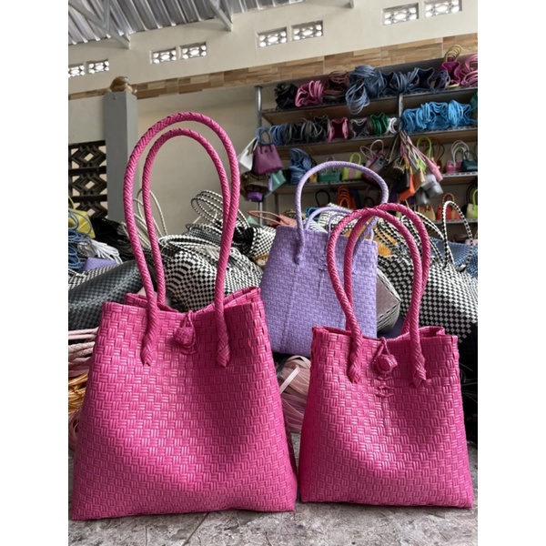 Tas Kekinian Murah Anyaman Jali Premium Pink Semu Merah / Magenta