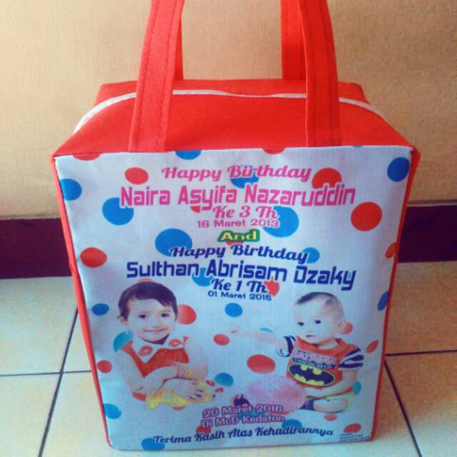 

Tas ultah murah, tas souvenir ultah unik