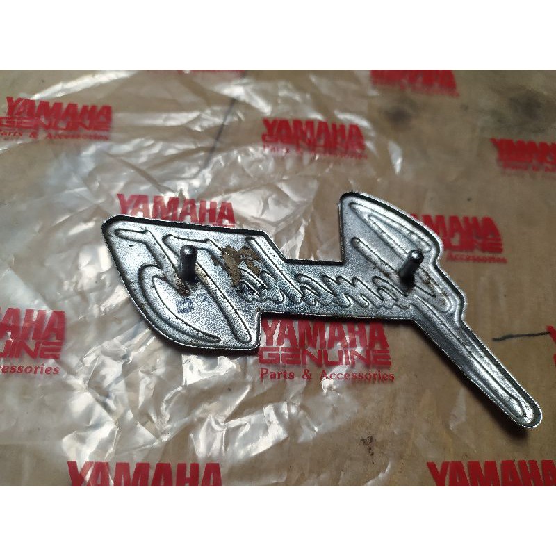 emblem emblim sayap legshield yamaha u7 original nos
