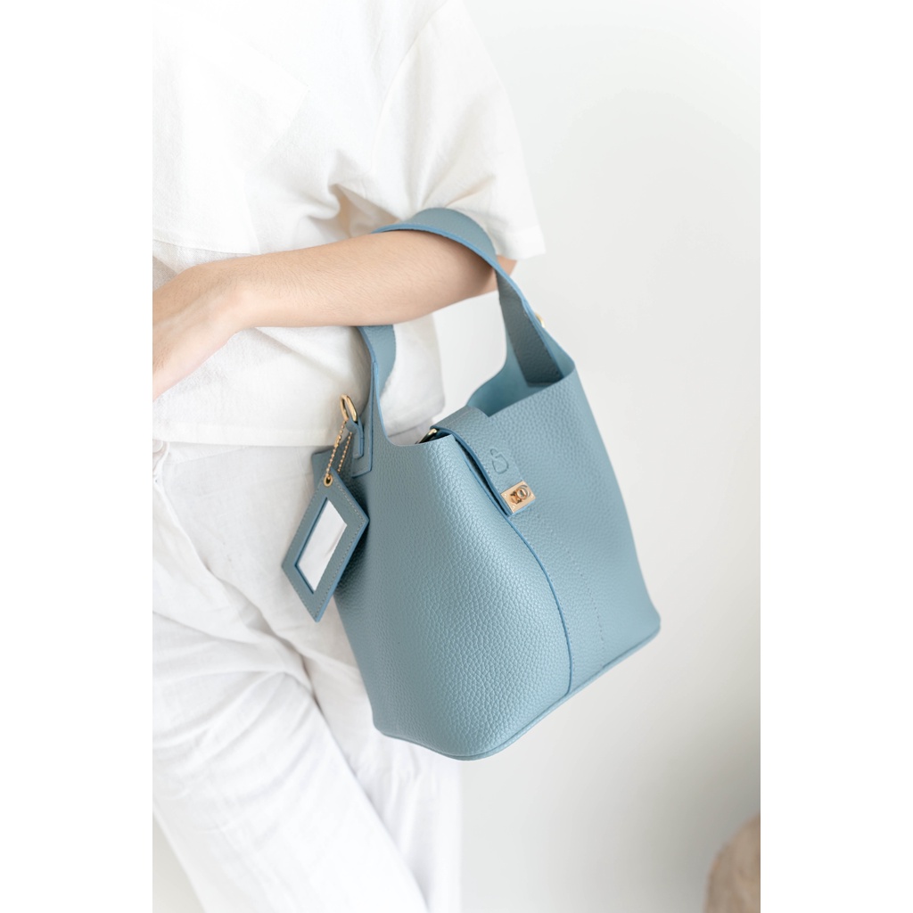 Nonataliashop - Swan Slingbag (Free 3 Huruf)