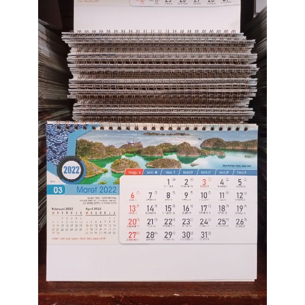 

kalender meja pemandangan 1 2022