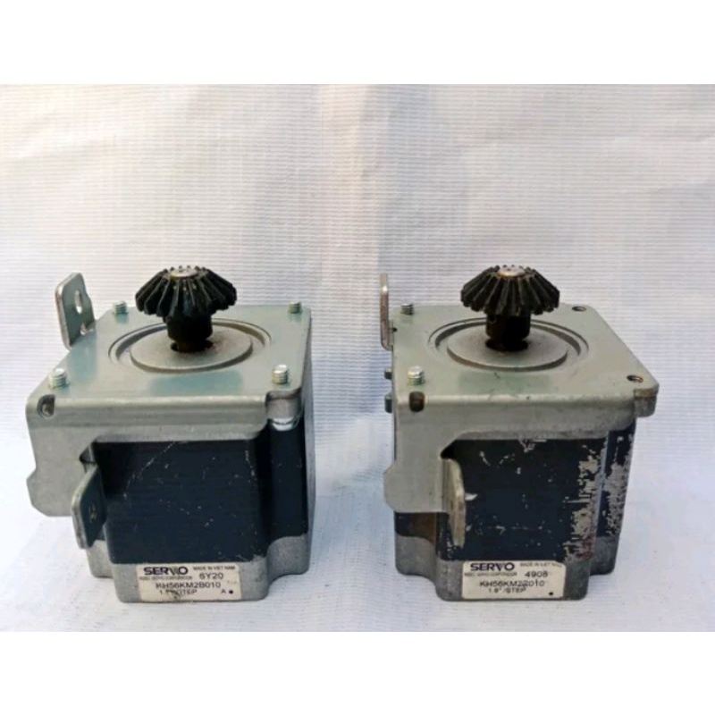 Nema 23 Stepper Motor NIDEC SERVO KH56KM2B010