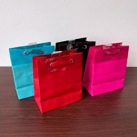 

Paper Bag Polos Warna/Kantong Kertas Warna/Goodie Bag Hampers Mini