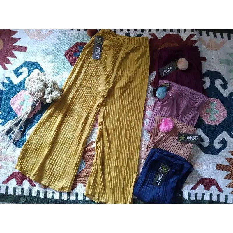 CELANA KULOT PLISKET ANAK SIZE 4-6TAHUN