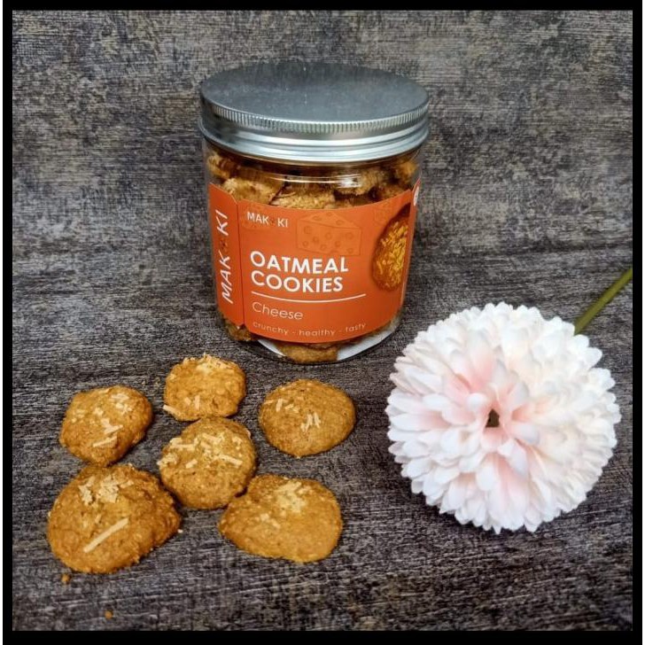

Cheese Oatmeal Cookies Makoki / Kue Kering Oatmeal Rasa Keju - Toples Pendek