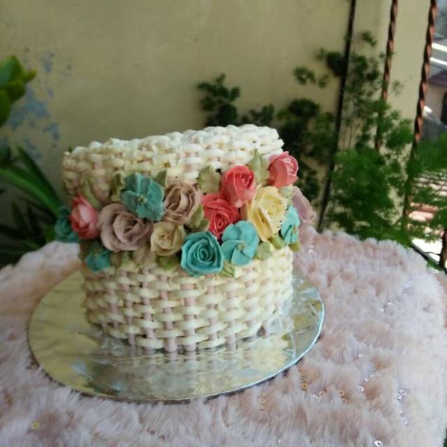 

Flower Basket Cake/ Chocolate Cake