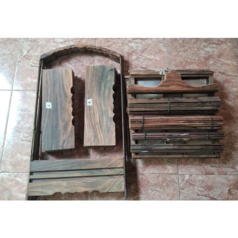 sangkar kosan ambrukan Sono keling mentahan