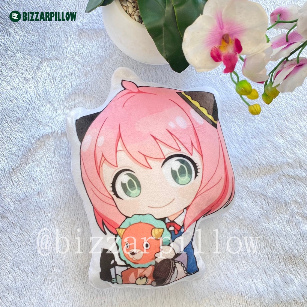 Bizzarpillow Bantal Karakter Custom Anime Spy X Family size M BZ307