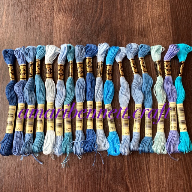 (BLUE) Benang Kristik DMC