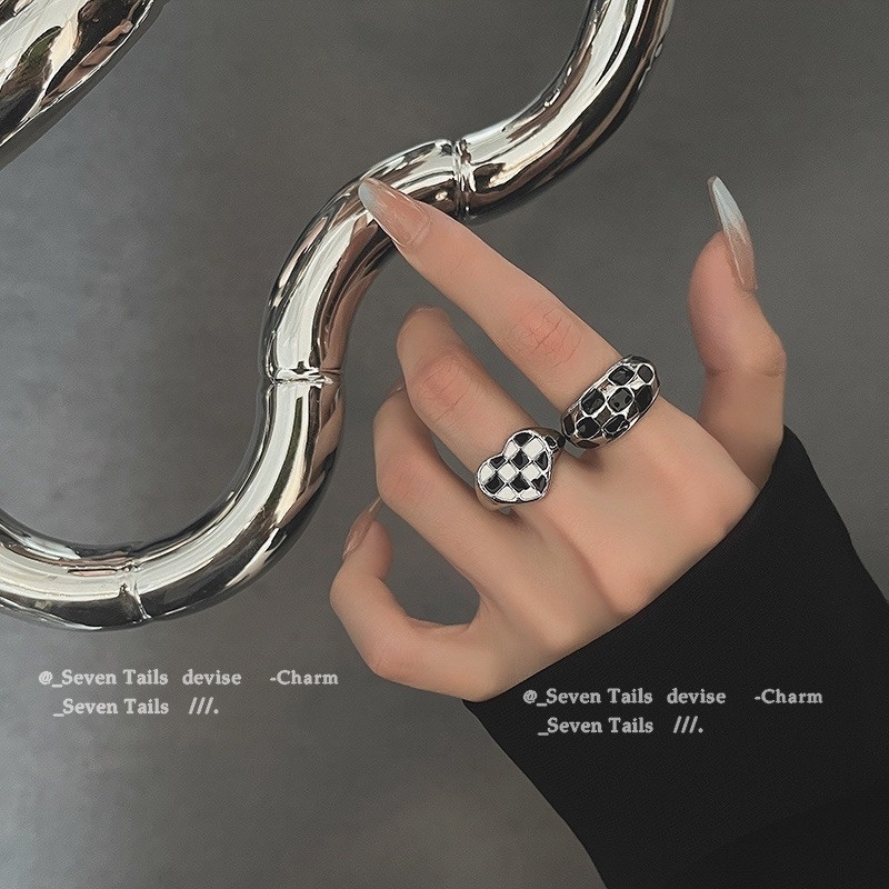 Simple Chess Pattern Mirror Wide Side Women Ring Love Heart Metal Ring Personalized Jewelry Accessories