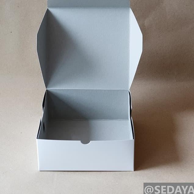 Dus Kotak Box Nasi Polos 18x18 Tebal Duplex 400 Gram Gsm Shopee Indonesia