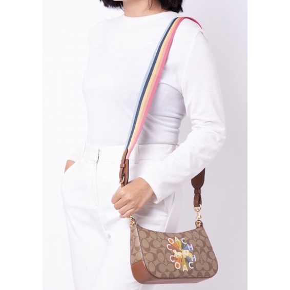 Coach Jes Baguette In Signature Canvas With Coach Radial Rainbow (C6817)