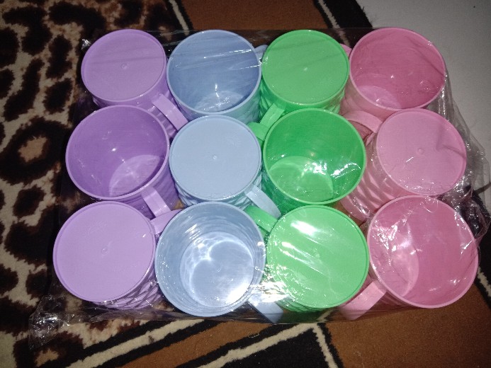 Gelas Gagang Tikar Warna Gelas Plastik 1 Lusin Cangkir Plastik Warna