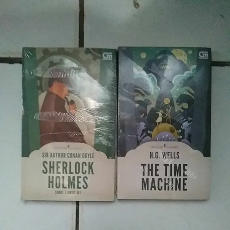 

english classic - sir arthur conan doyle sherlock holmes short stories - h.g. wells the time machine