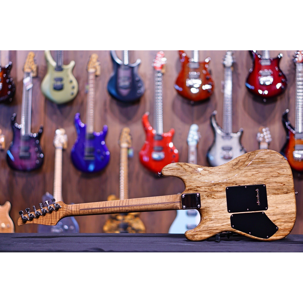 Suhr Custom Classic Black Limba JS6Z6T