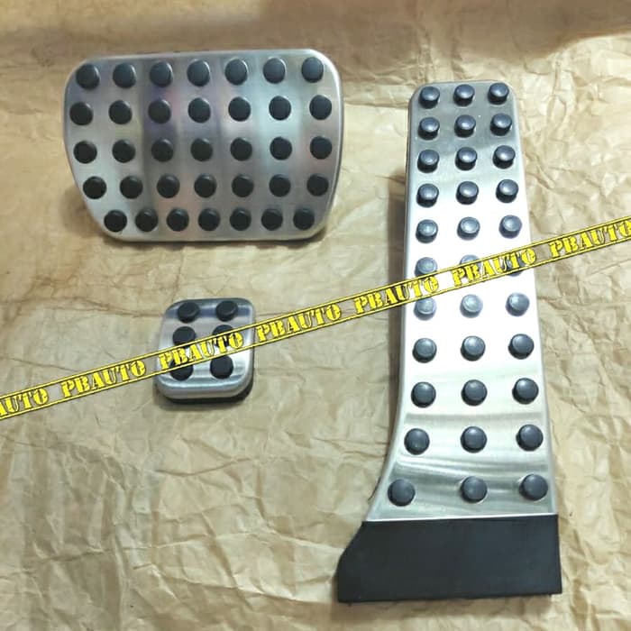 Cover Pedal w204 w212 w221 / Aksesoris interior Mercy  Mercedes Benz