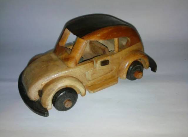 MINIATUR KAYU MOBIL VW KODOK UKURAN SEDANG 21 x 7 x 6 cm - PAJANGAN DEKORASI RUMAH MURAH SOUVENIR
