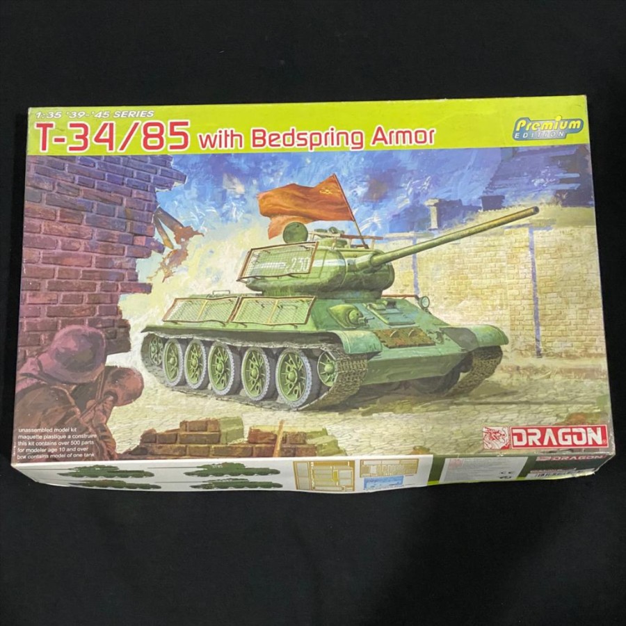 Mokit Dragon T-34/85 With Bedspring Armor (Premium Edition) Skala 1/35