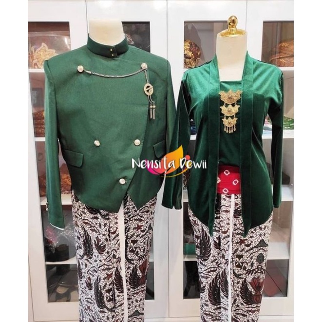 Set Baju Prewed Adat Jawa - Solo / Nuansa Hijau Botol