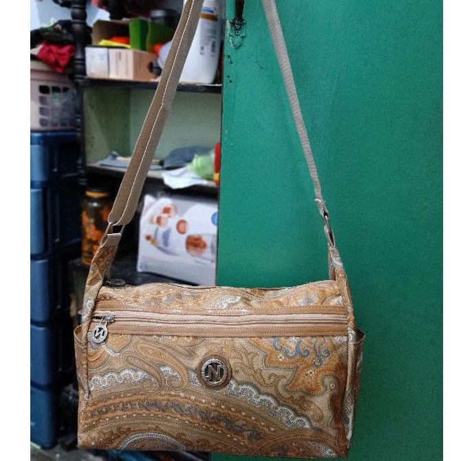 Tas Nicole Arbenni Preloved