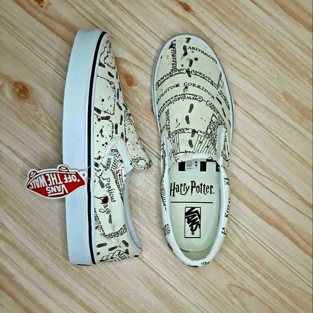 Vans Slip-On x Harry Potter Marauders Map
Original BNIB (Brand New In Box) | PMHD
