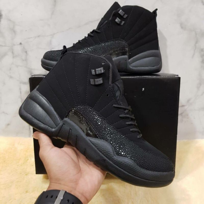 retro jordan 12 all black