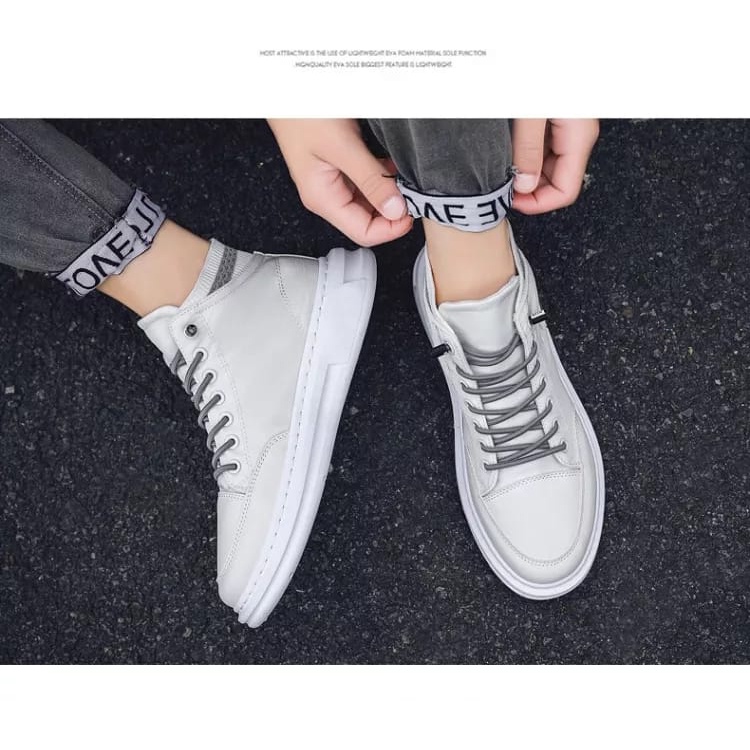 SEPATU PRIA-SEPATU SNEAKERS IMPORT-CASUAL PRIA-CANVAS IMPORT ORI CANVAS TRANDS COD WARNA PUTIH PREMIUM