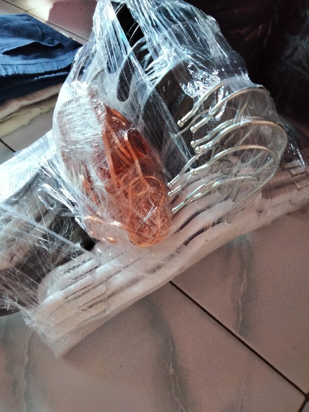 Gantungan Baju 282 Dewasa / Hanger 282 Dewasa