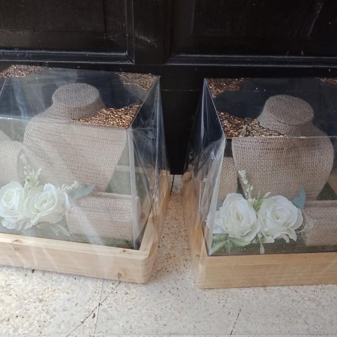 

AKSESORIS PERNIKAHAN TEMPAT MAHAR PERHIASAN RUSTIC SATU SET /TEMPAT MAHAR RUSTIC PERLENGKAPAN PESTA CRAFT