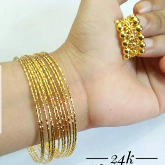 PERHIASAN LAPIS EMAS 24K