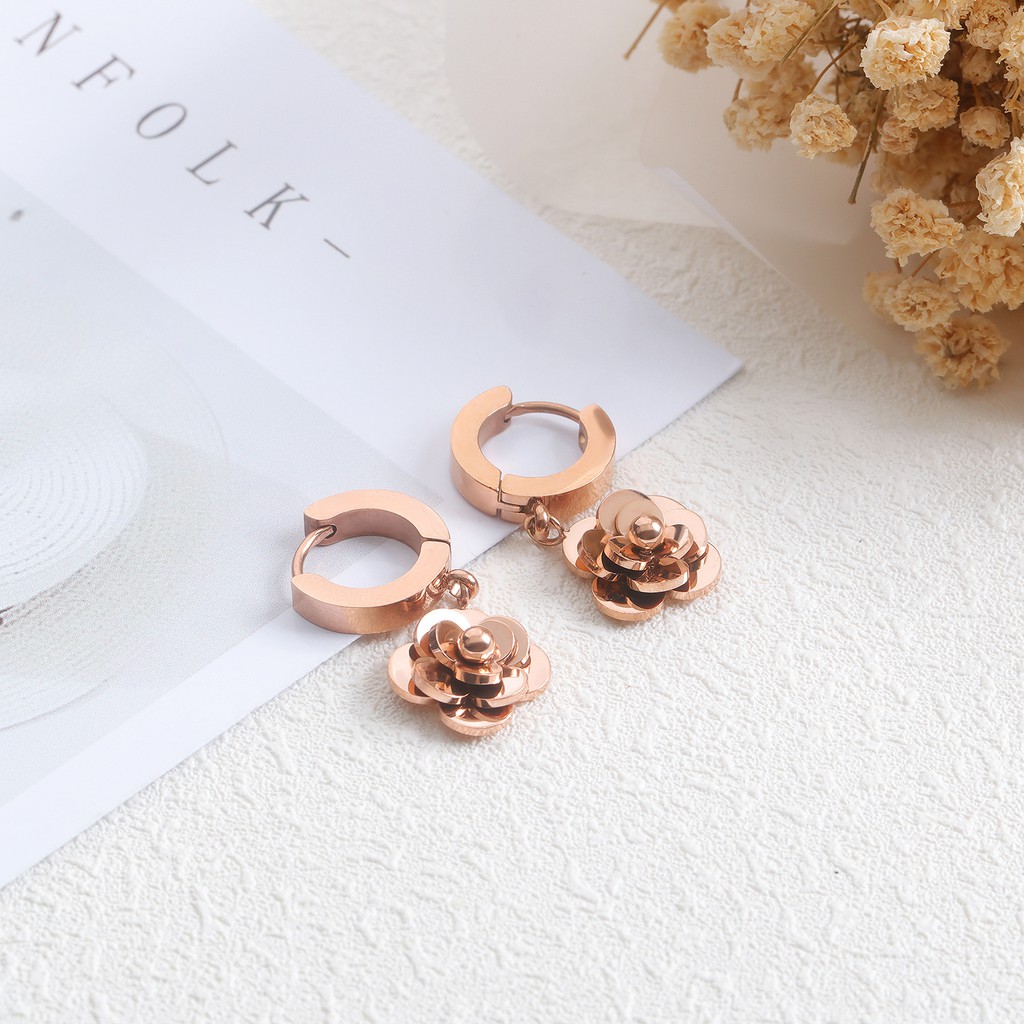 Anting Titanium Rose Gold Asli Wanita Fashion Anti Karat Murah AA042 motif bunga cakep feminim