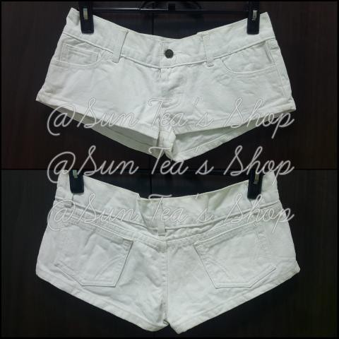 White denim sexy shorts.