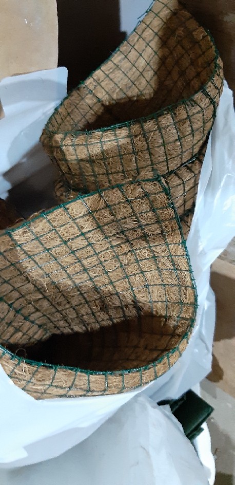 Pot Tempel Kerucut / Pot Sabut Kelapa / Pot Anggrek / Media Tanaman Anggrek