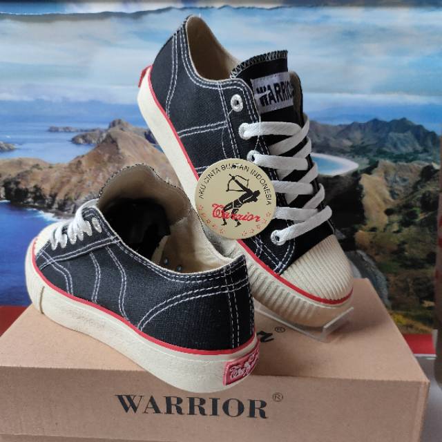 SEPATU SNEAKERS  WARRIOR TERLARIS