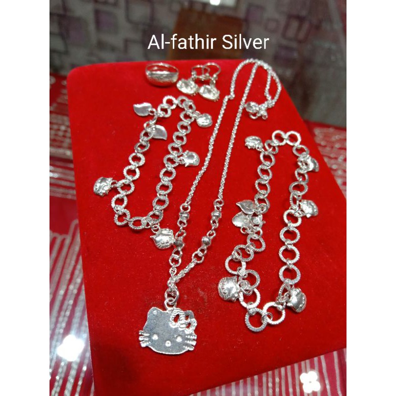 Set karakter anak kalung+gelang kaki+gelang tangan+anting+cincin perak murni 99