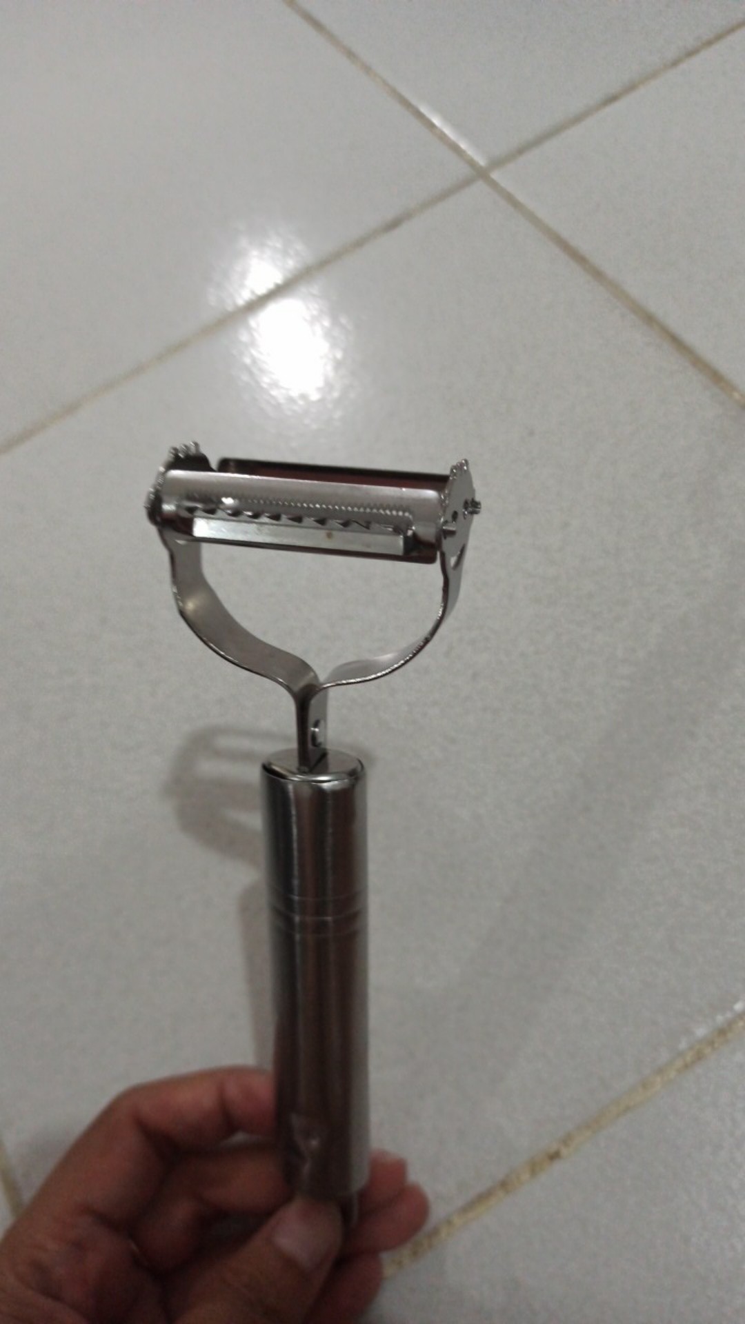 Peeler Stainless Steel / Peeler Parutan Sayur & Buah