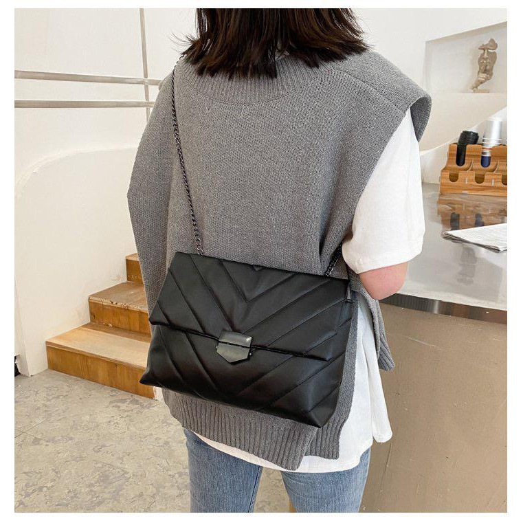 TAS SELEMPANG WANITA E5812/L1867 IMPORT TERMURAH