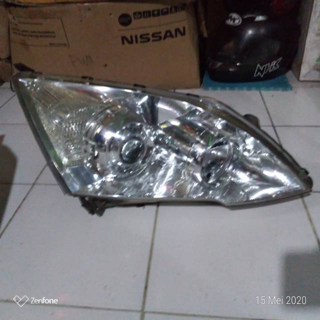 Lampu depan honda crv 2010