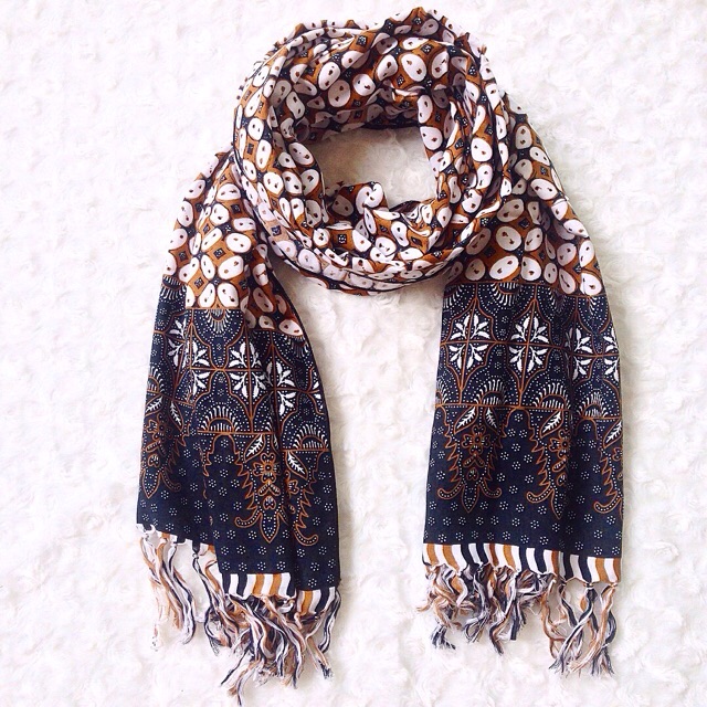 Omah Etnik Syal Scarf Batik Motif Kawung