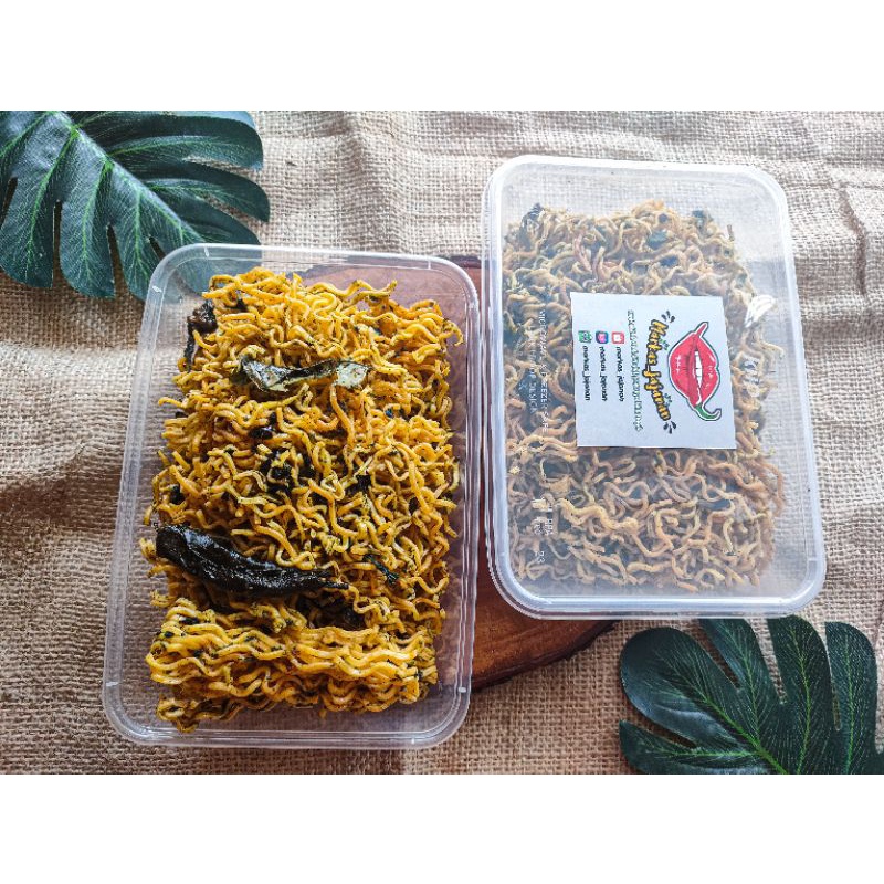 MIE KRITING KREMES DAUN JERUK BUMBU REMPAH KEMASAN BOX (MAKANAN RINGAN)